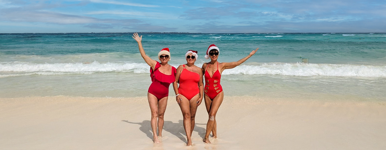 An image from the Christmas beach photo session