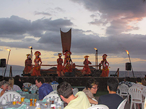 An image of Hula show at Maui