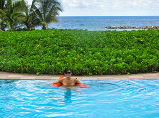 The image from the resort pool