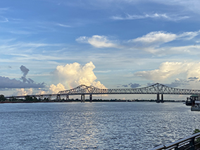 An image from New Orleans French quarter from our Album