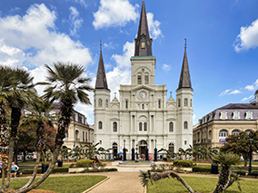 An image from New Orleans French quarter from our Album