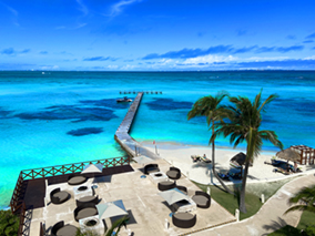 Another view of the sea walkway in the front of the hotel.