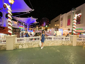 Image from Cancun, La Isla shopping village